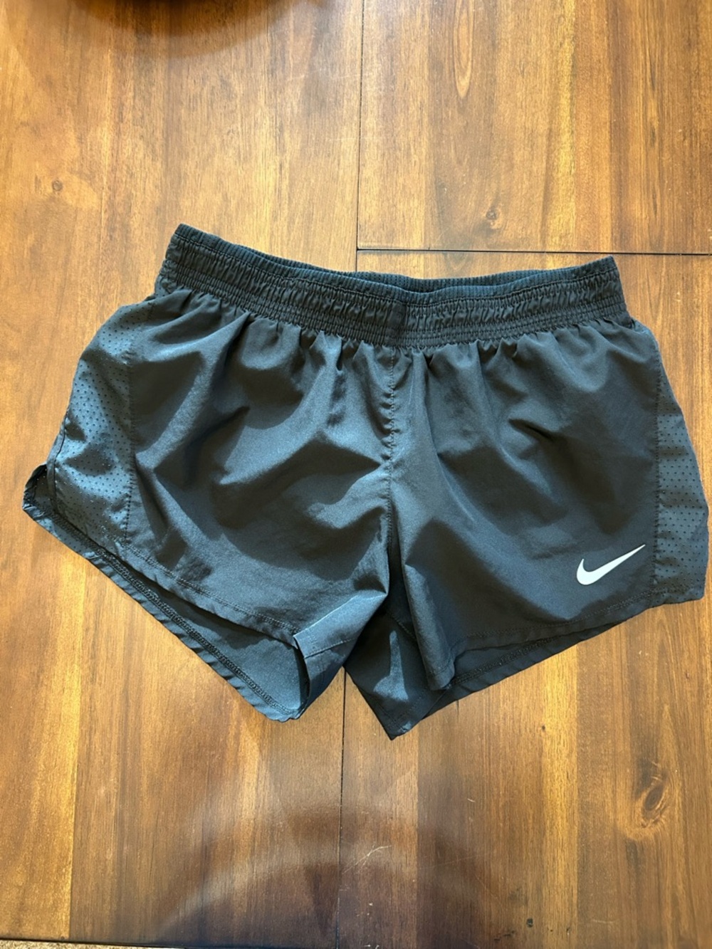 Nike Women’s Running Athletic Lined Shorts Black Drawstring Size Medium